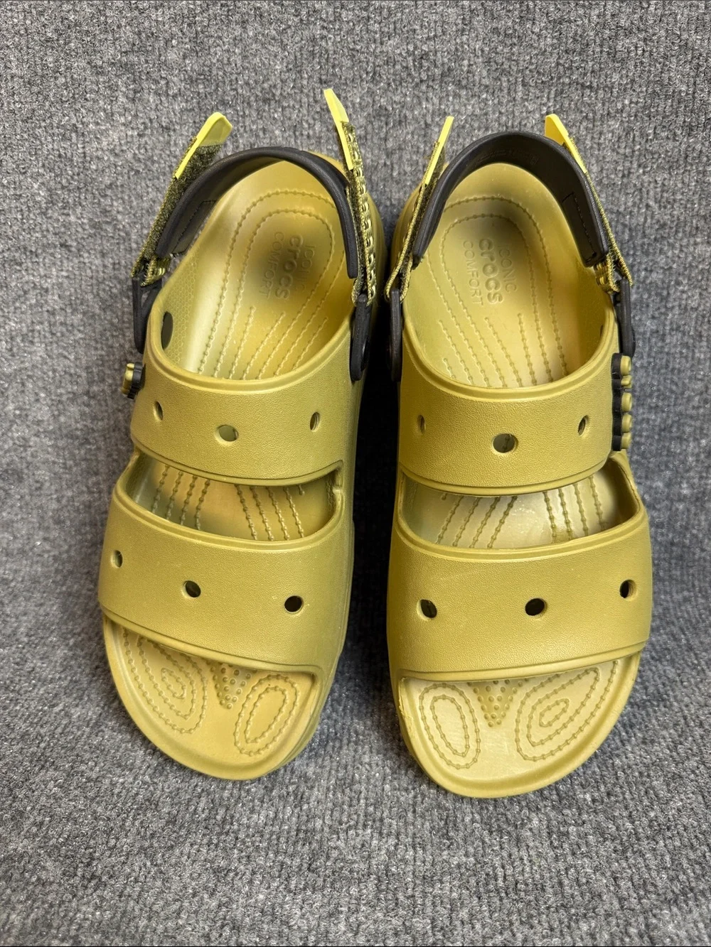 CROCS All Terrain Olive/Aloe Sandals Men’s 10, Women’s 12